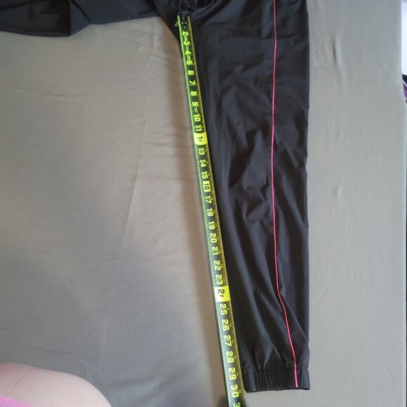 Smash + Tess x Barbie Jogger Pants Womens S Black Media Pockets Stretch Active - Picture 5 of 15
